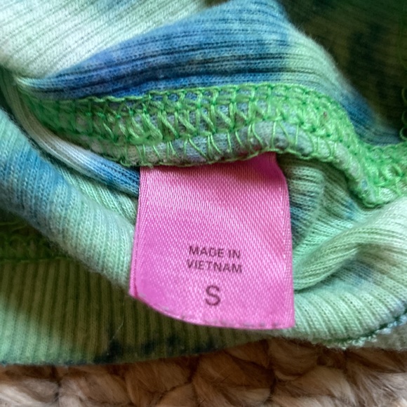 PINK tank , small, rhinestones - Picture 4 of 7